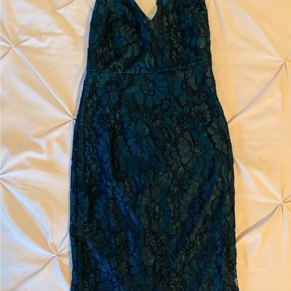 Lulu’s Wishful Wanderings Lace Bodycon Dress